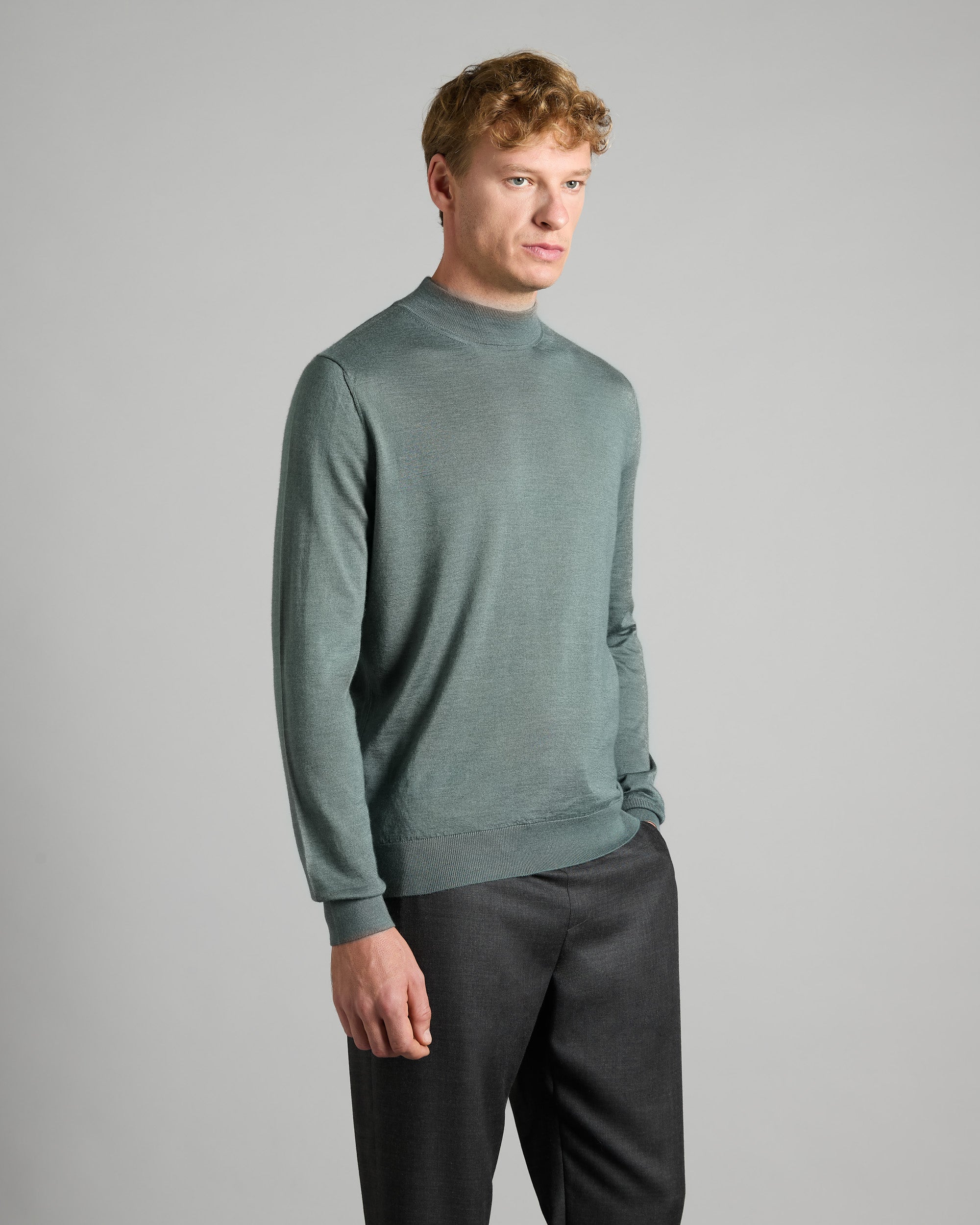 Green cashmere and silk chimney collar sweater