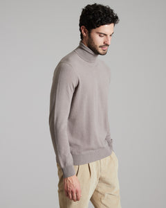 Sand Kid Cashmere turtleneck sweater