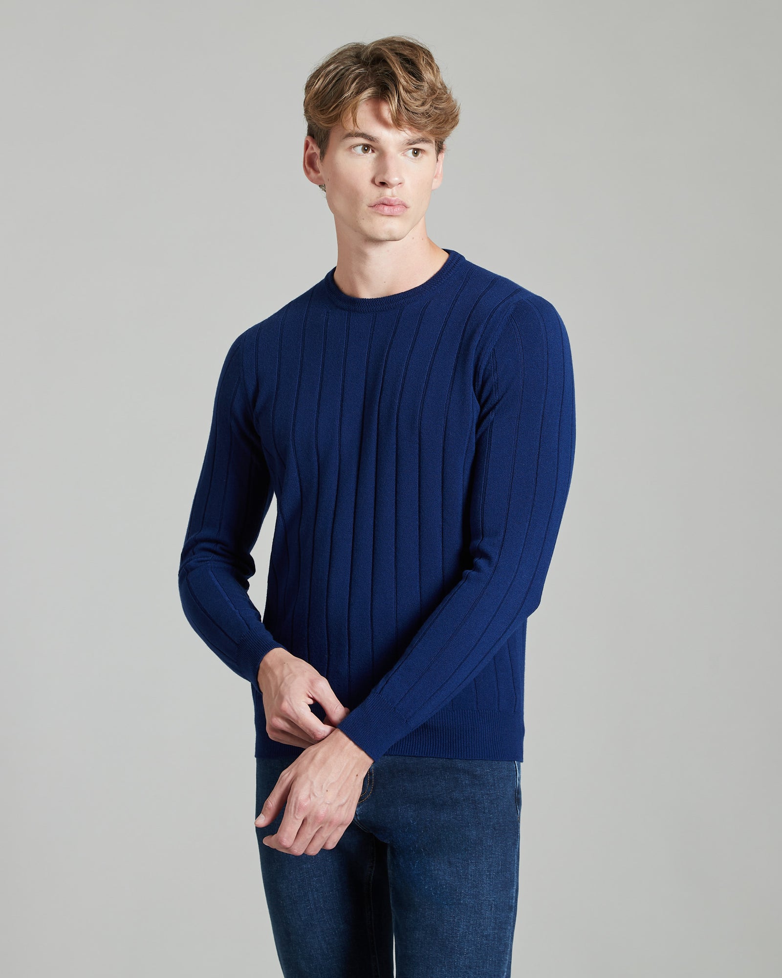 Maglia girocollo in Kid Cashmere blu