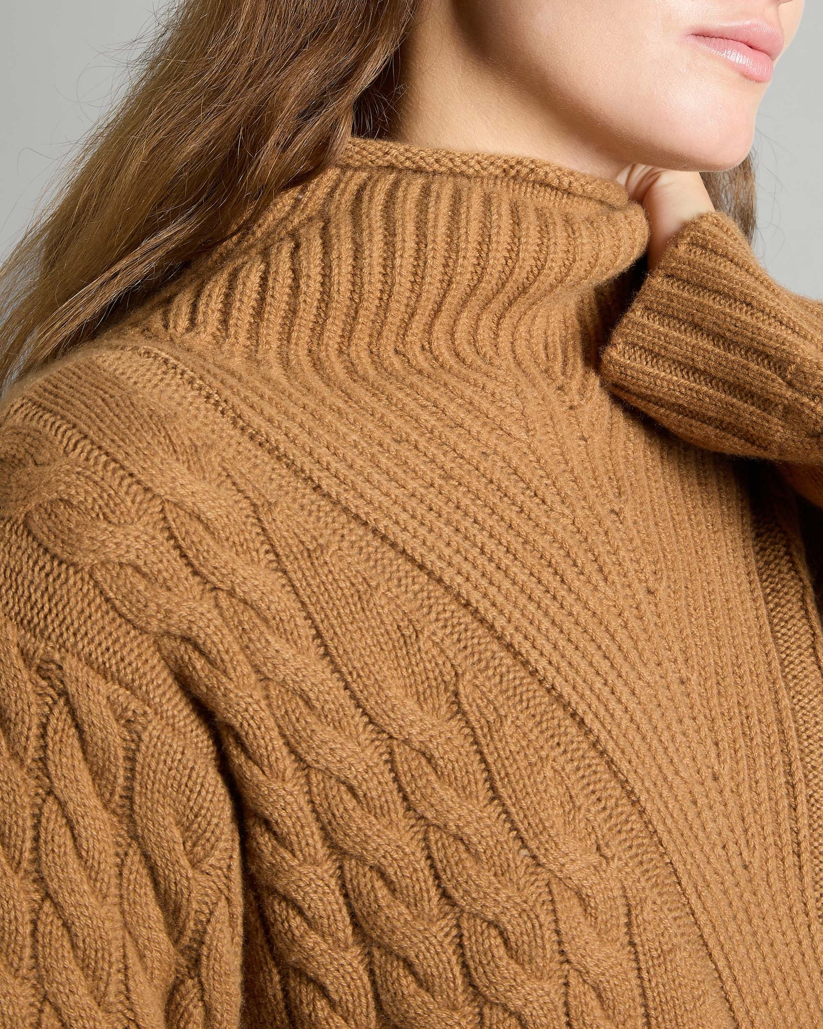 Geflochtener Rollkragenpullover aus Kid Cashmere