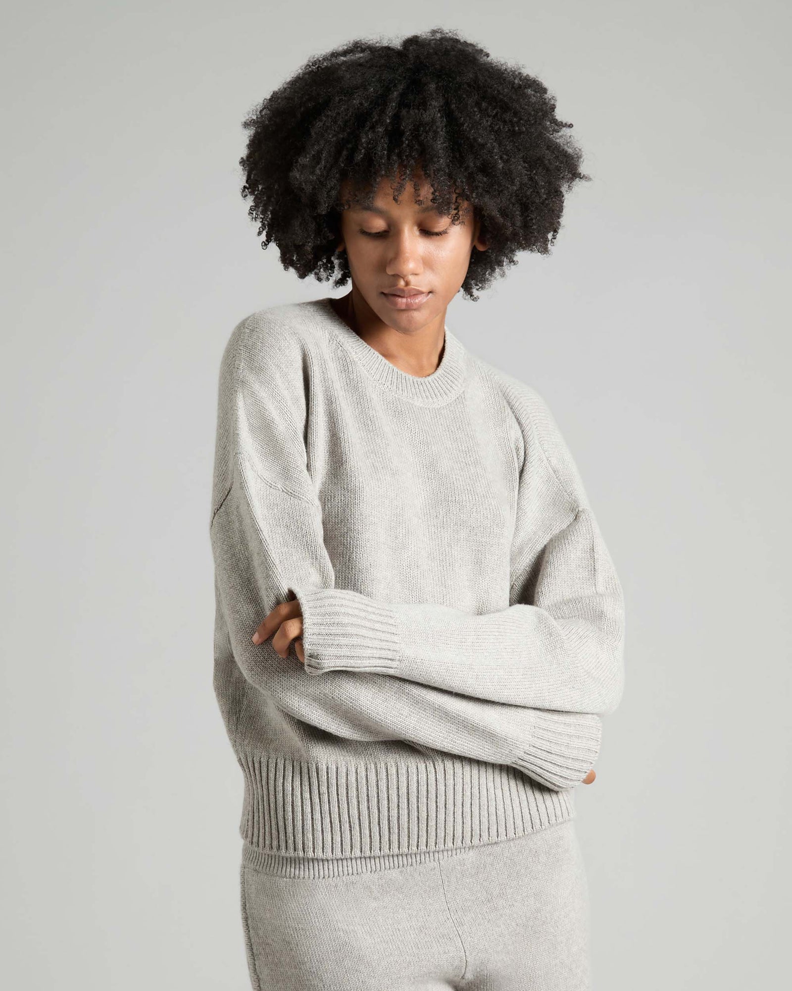 Light grey kid cashmere round-neck sweater